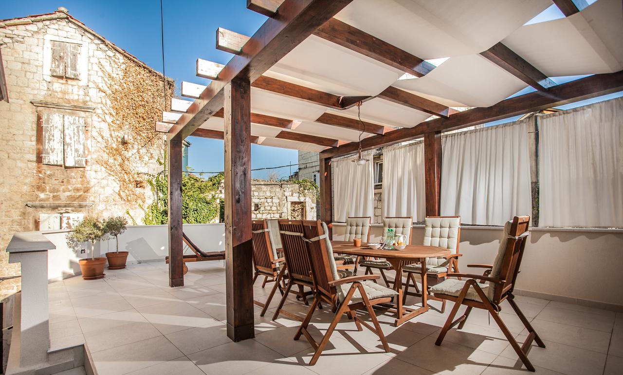 Casa Tinel Longo: Header #1