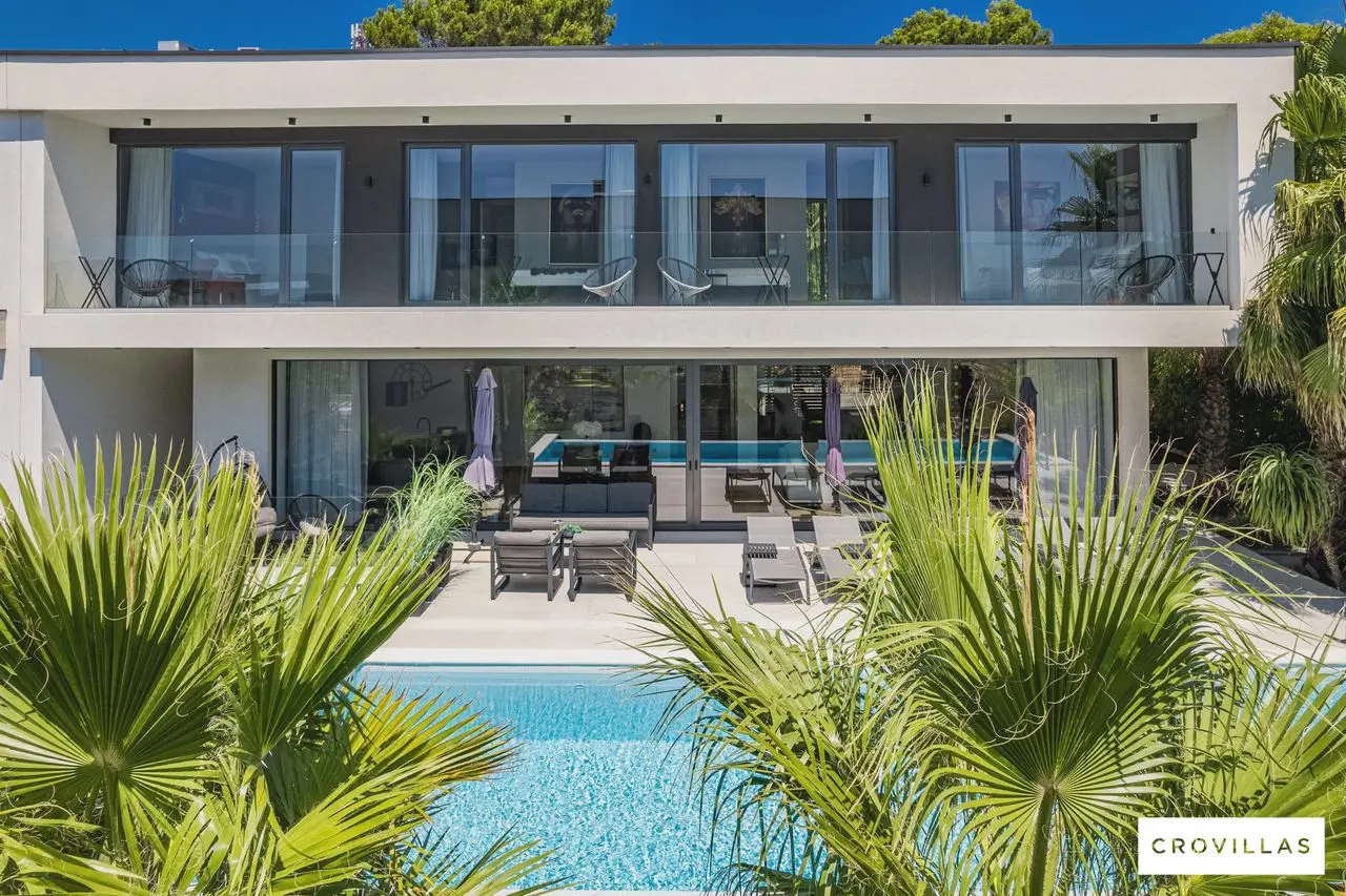 Villa Taboo