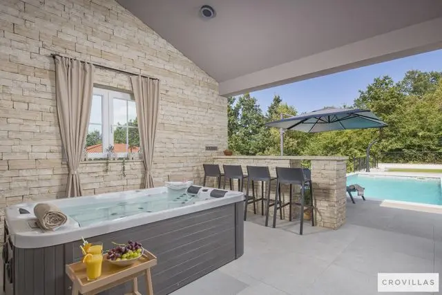 Vila Helora: Header #1