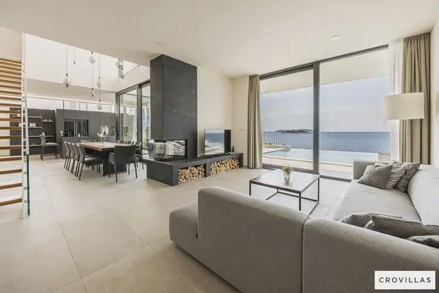 Villa Thalassa Noire: Header #1