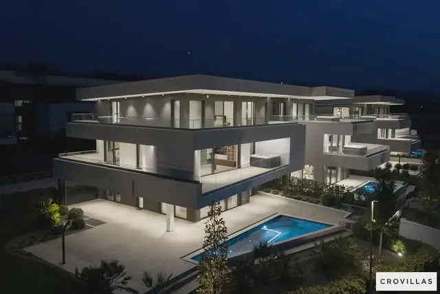 Apartment Azure Lux C4