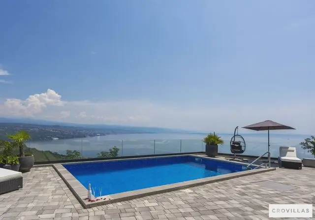 Villa Diamond: Header #1