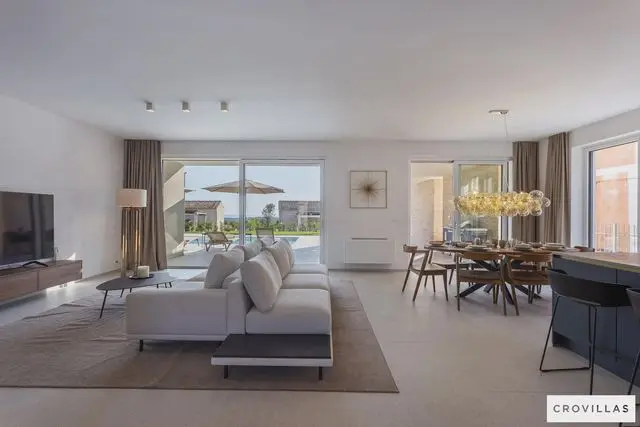 Villa Numa: Header #1