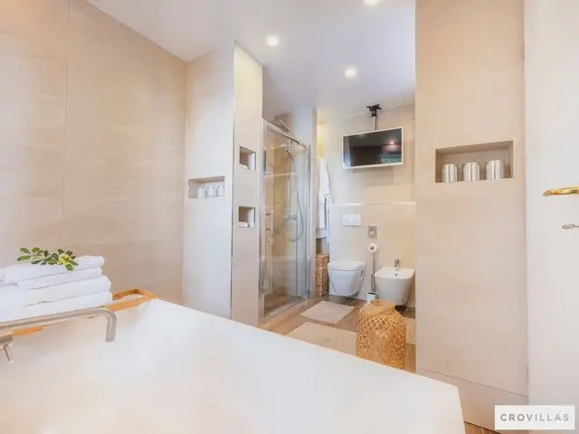 Villa Meys Place: Header #1