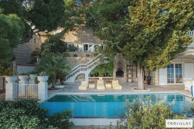 Vila Meys Place