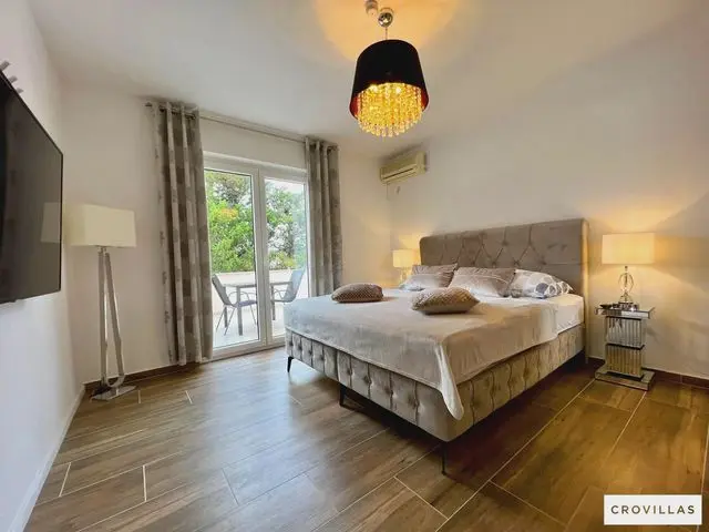 Apartman Coastline Three: Header #1