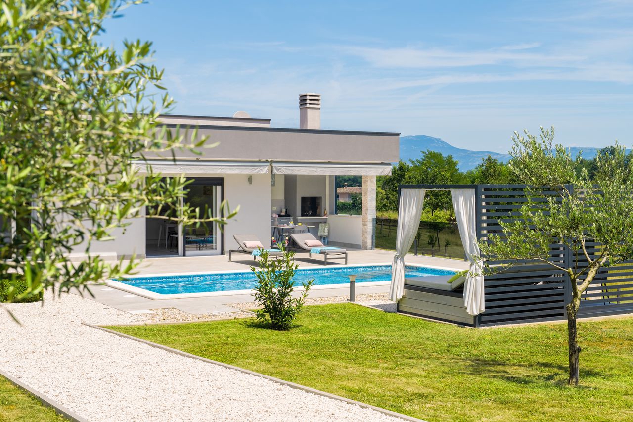 Villa Loft for 2: Header #1