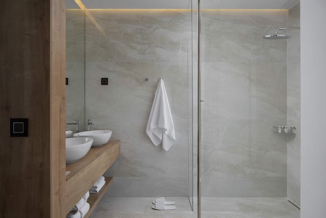 Villa Luma: Header #1