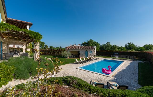 Huvila Azzurra