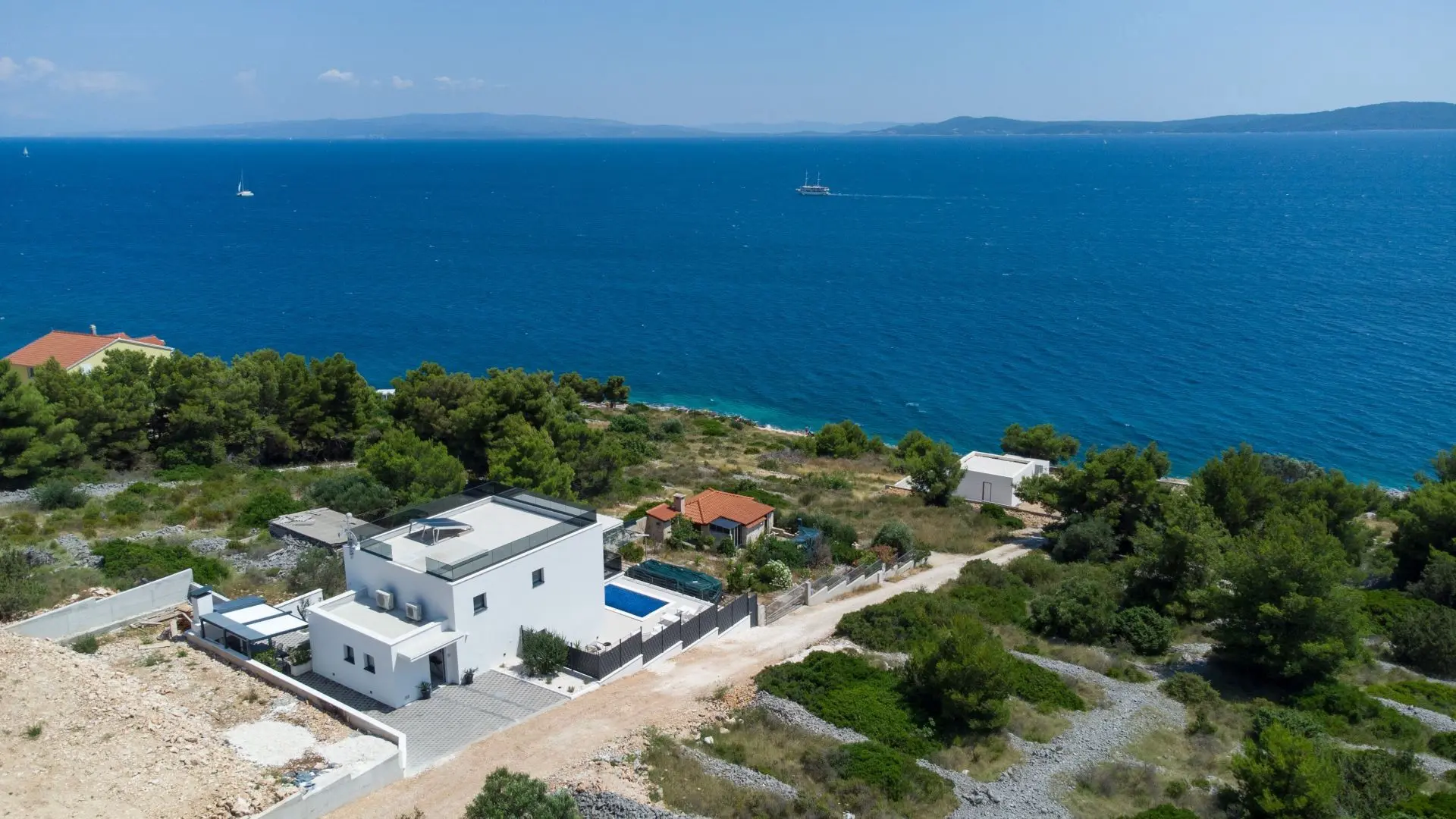 Villa 320: Highlights