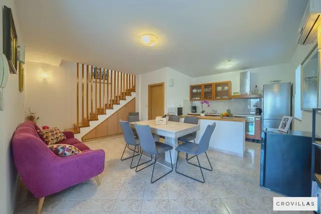 Huvila Bonella: Header #1