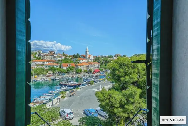 Huvila Bonella: Header #1