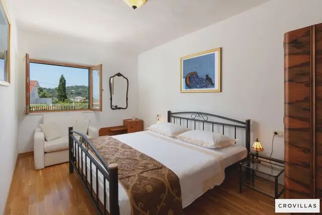 Villa Stina: Header #1