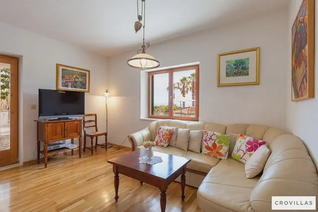 Villa Stina: Header #1