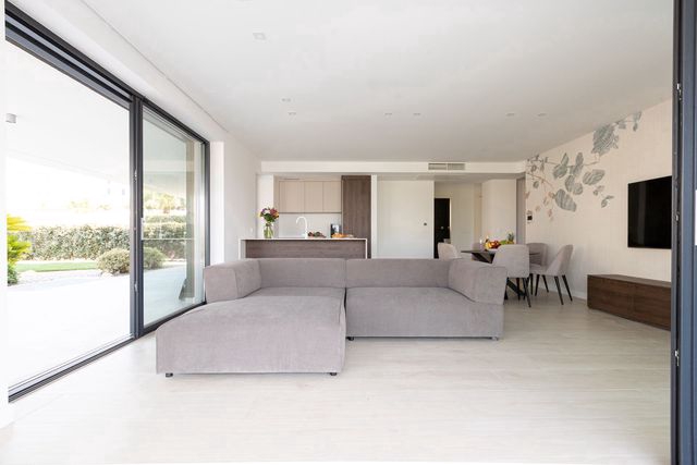 Villa Hadrie 1: Header #1