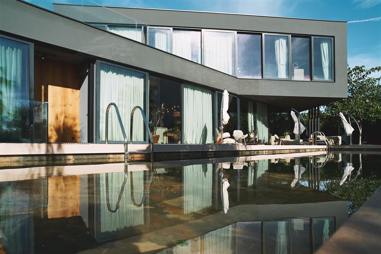 Villa Vigo: Header #1