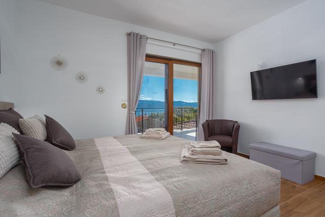Villa Monica: Header #1