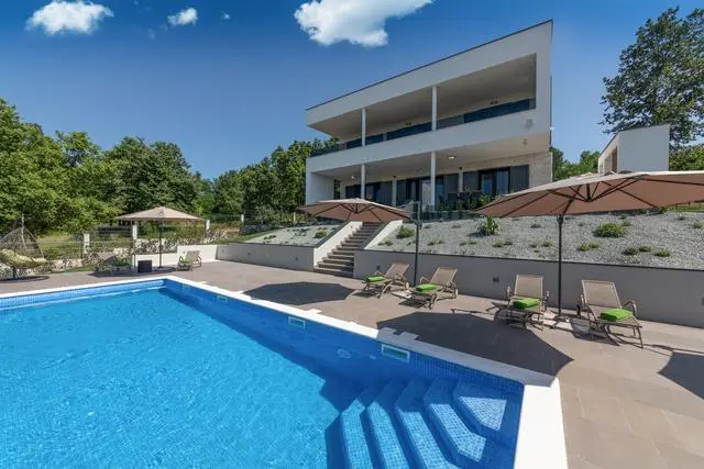 Villa Complex Alca
