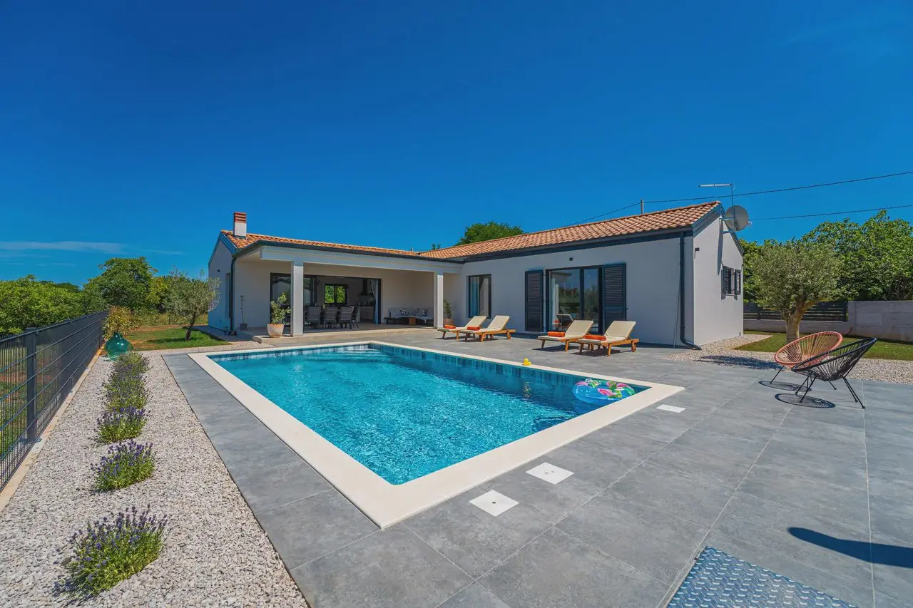 Villa Sentona: Header #1