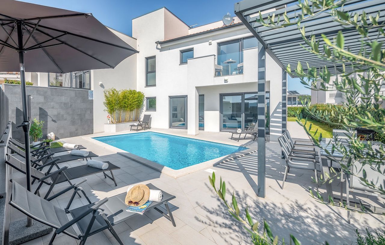Apartman Freya 1: Header #1