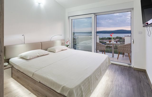 Apartman Freya 1: Header #1