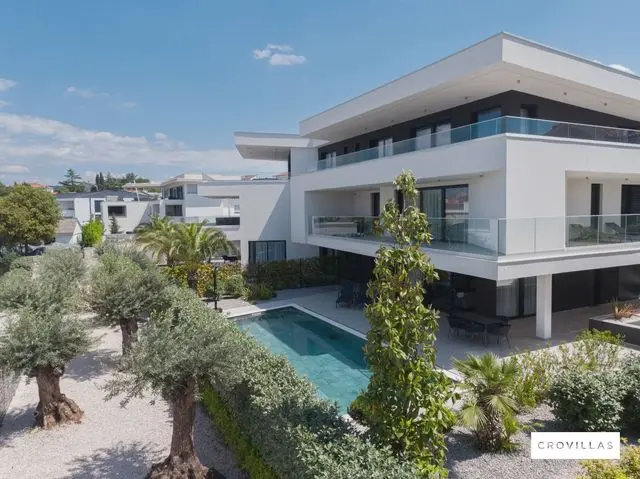 Villa Azure Grande
