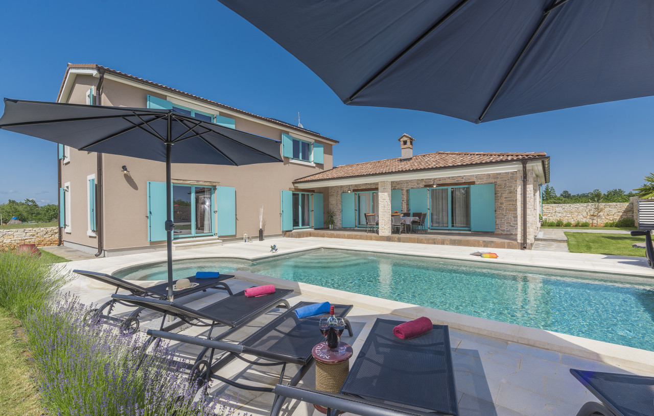 Villa Desire