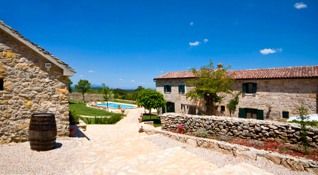 Villa Dvori: Header #1