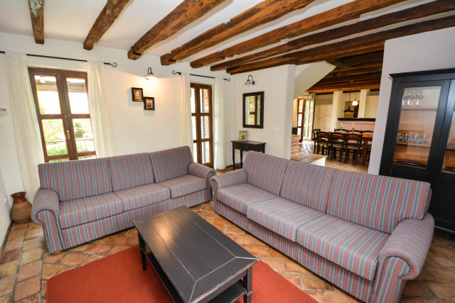 Villa Lunaria: Header #1