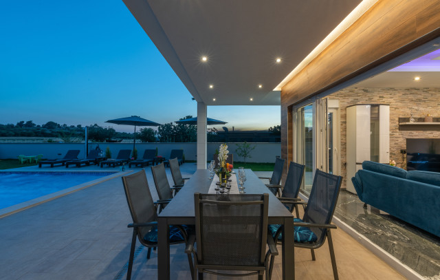 Villa Mersi: Header #1
