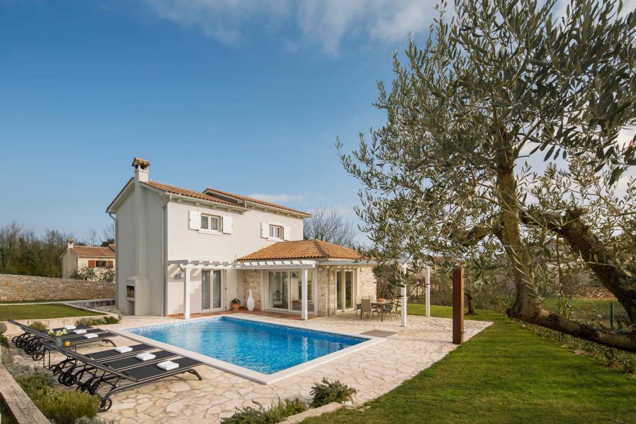 Villa Novena: Header #1