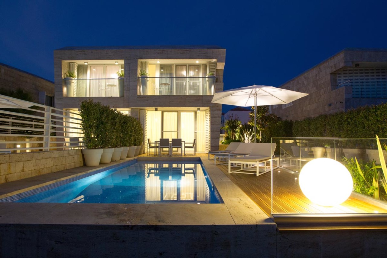 Villa Oleander: Header #1