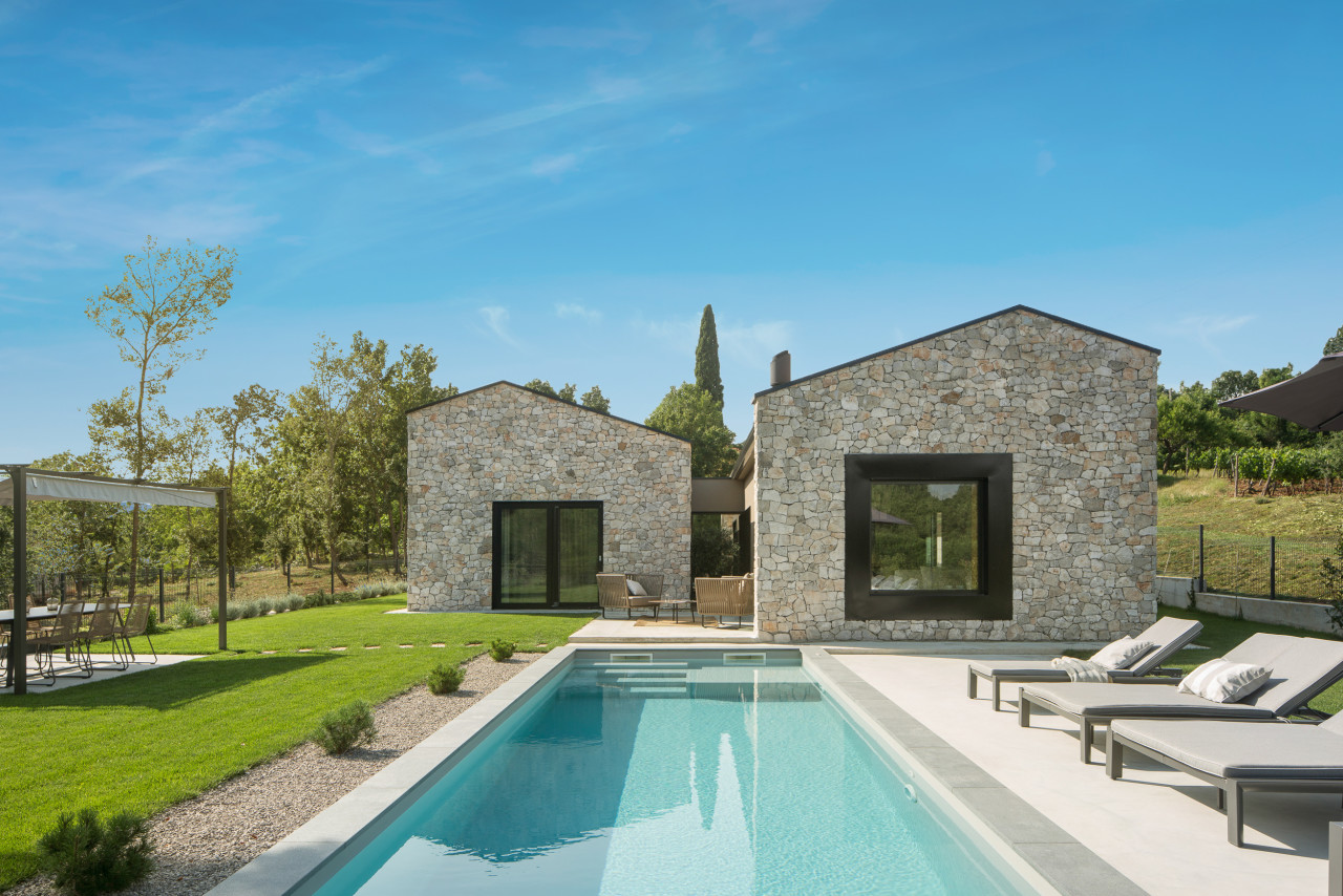 Villa Ulmus: Header #1